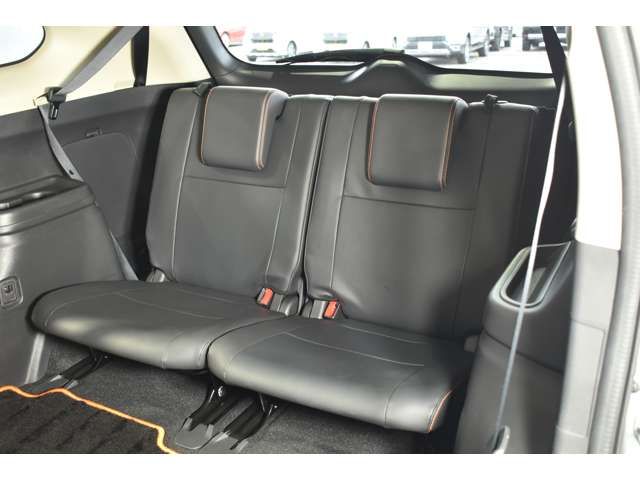 Mitsubishi OUTLANDER 2017-11 2462-5