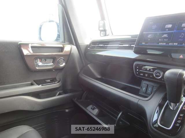 Honda N BOX 2018-09 278586-19