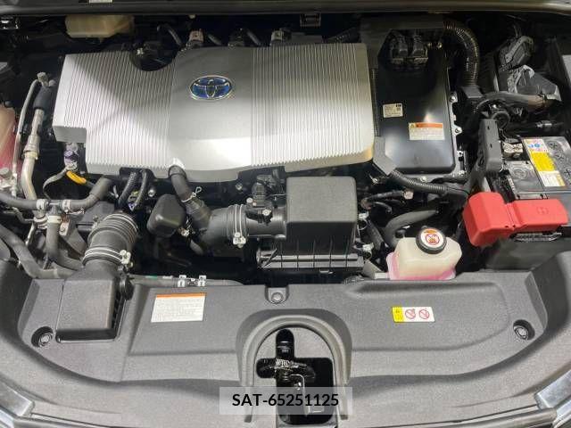 Toyota PRIUS 2019-08 221491-18