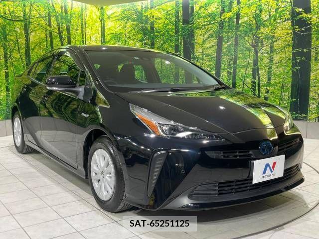 Toyota PRIUS 2019-08 221491-16