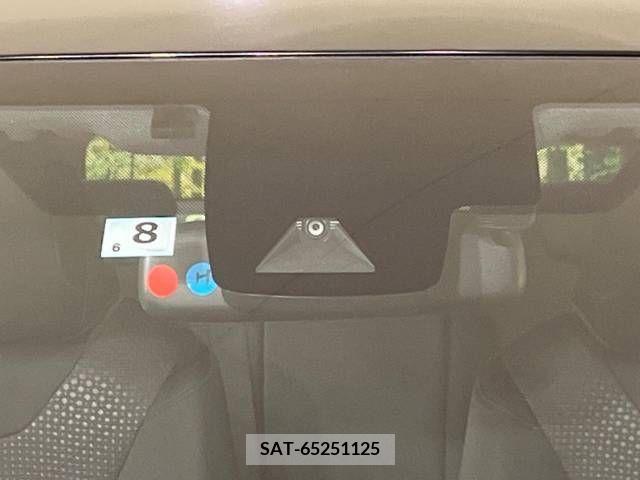 Toyota PRIUS 2019-08 221491-2