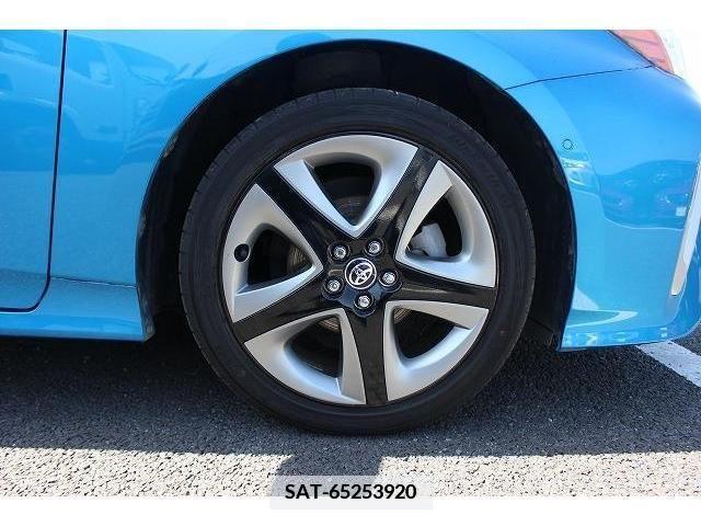 Toyota PRIUS 2019-07 372193-7