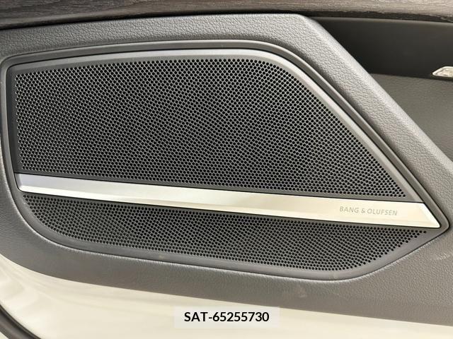 Audi A8 2022-12 208304-14
