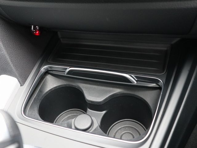Bmw 3 SERIES 2016-10 196434-24