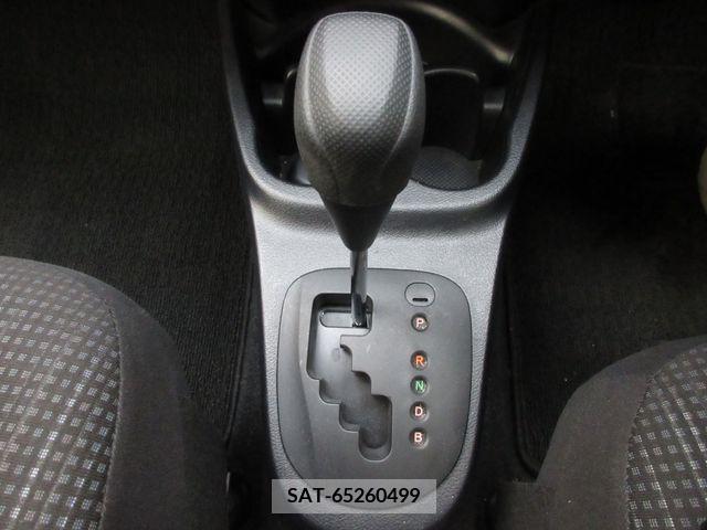 Toyota VITZ HYBRID 2019-03 328712-19