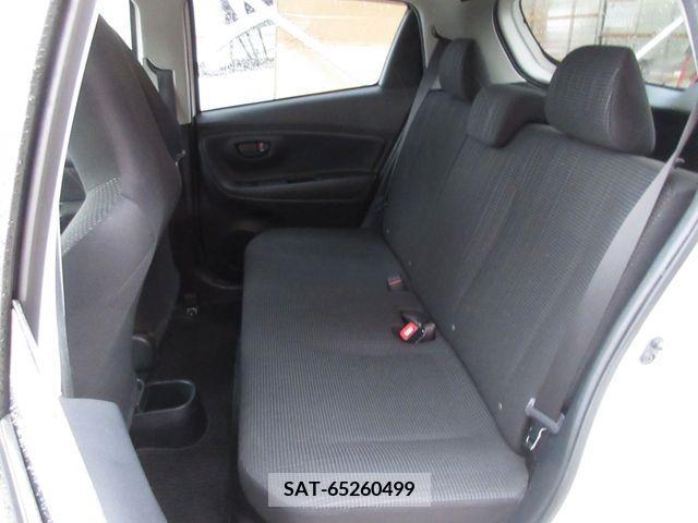 Toyota VITZ HYBRID 2019-03 328712-9