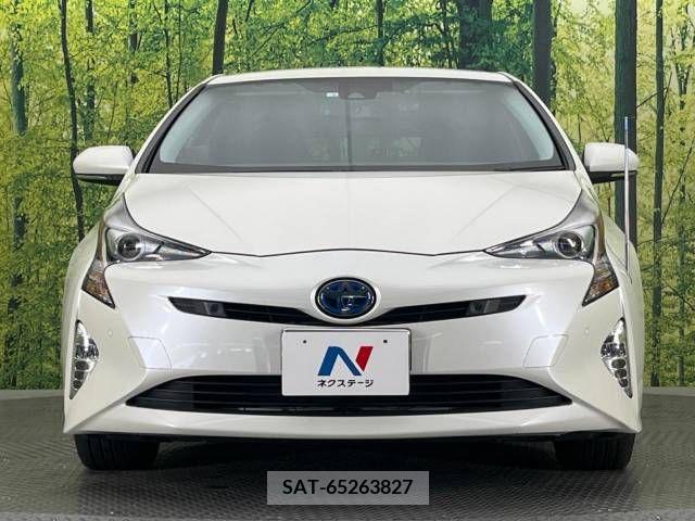 Toyota PRIUS 2016-05 281944-14