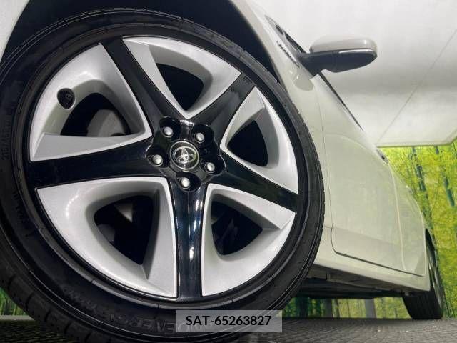 Toyota PRIUS 2016-05 281944-13