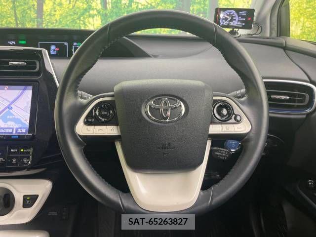 Toyota PRIUS 2016-05 281944-11