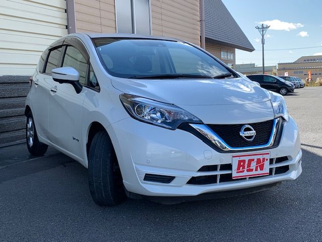 Nissan NOTE 2018-04 188254-6