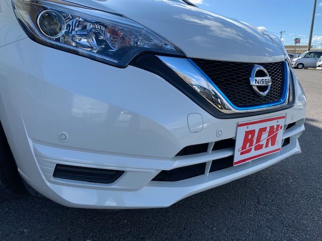 Nissan NOTE 2018-04 188254-7