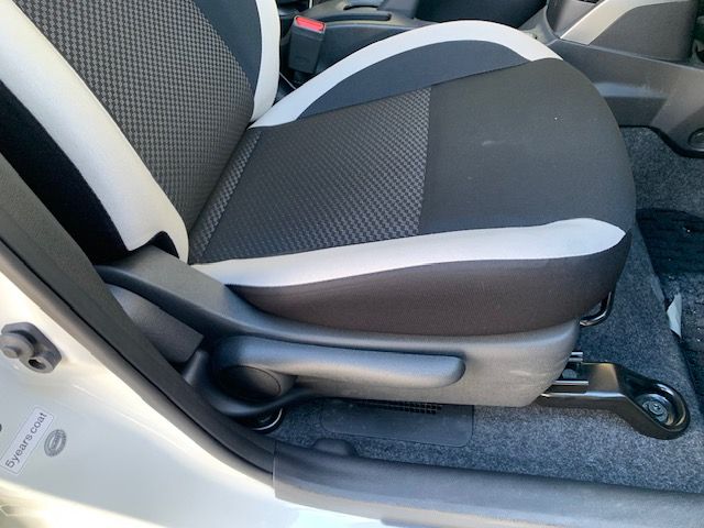 Nissan NOTE 2018-04 188254-16