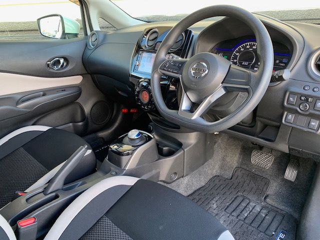 Nissan NOTE 2018-04 188254-22