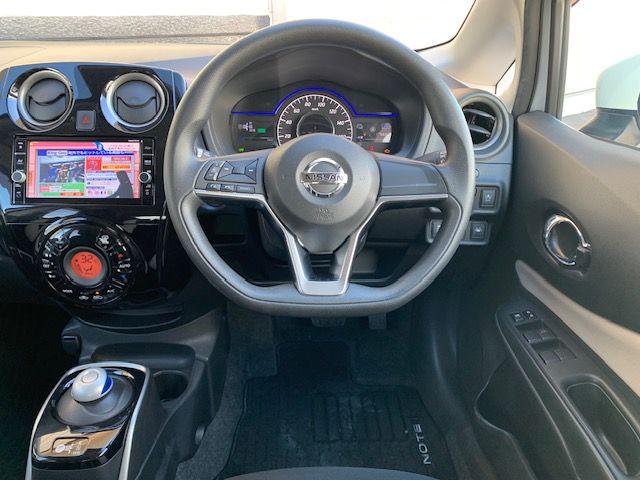 Nissan NOTE 2018-04 188254-13