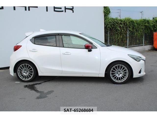 Mazda DEMIO 2016-01 359415-7