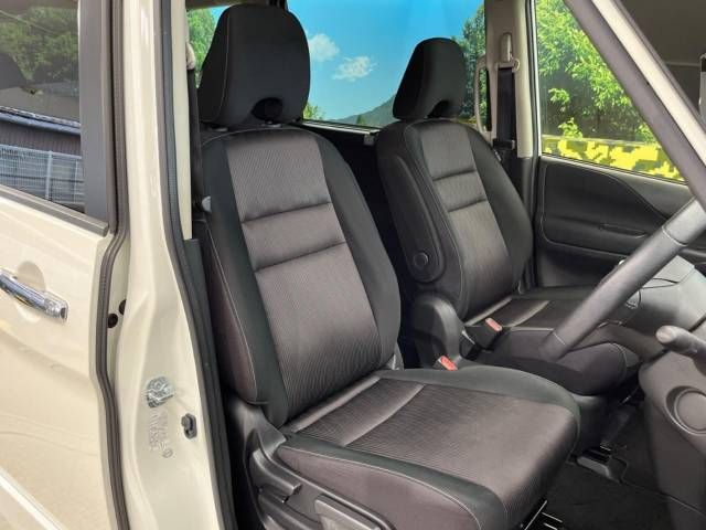 Nissan SERENA 2017-06 10987-7