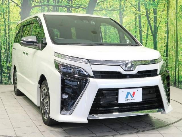 Toyota VOXY 2019-03 22729-17