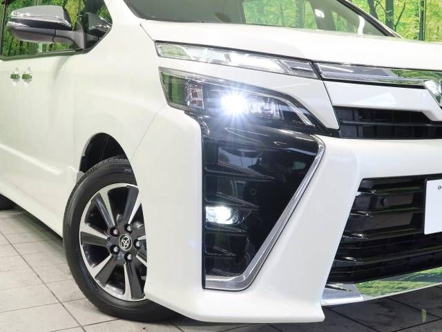 Toyota VOXY 2019-03 22729-13