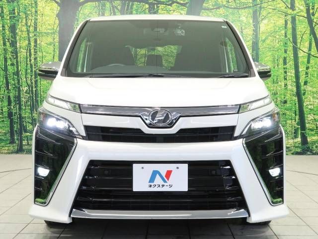 Toyota VOXY 2019-03 22729-15
