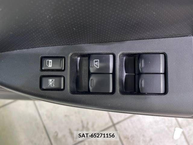 Nissan NOTE 2012-04 392933-7