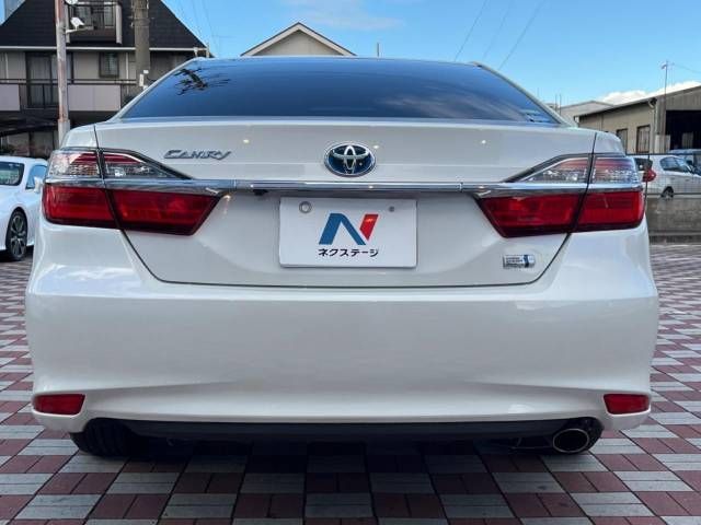 Toyota CAMRY HYBRID 2015-06 180947-15