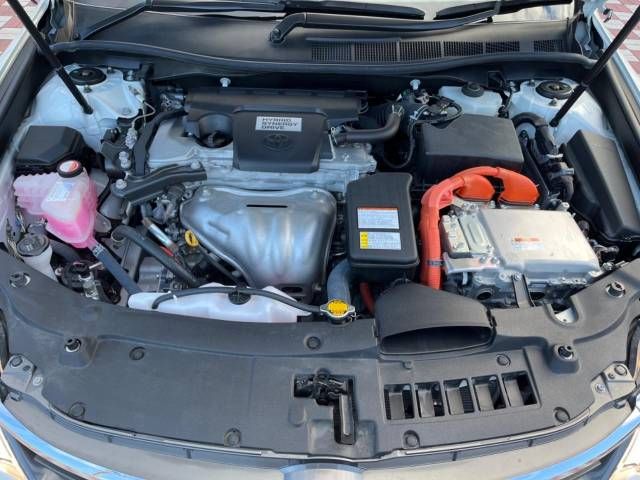 Toyota CAMRY HYBRID 2015-06 180947-18