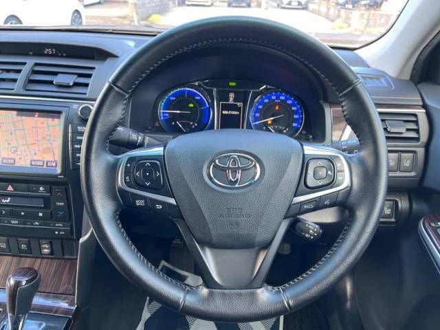 Toyota CAMRY HYBRID 2015-06 180947-10