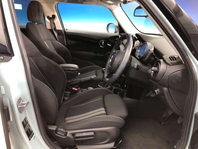 Bmw MINI 2019-03 28687-7