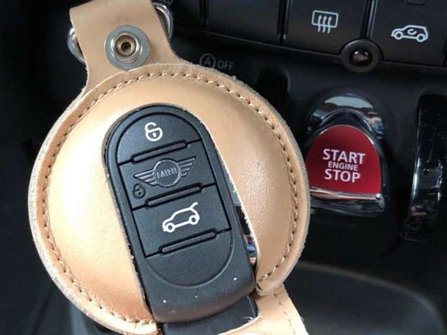 Bmw MINI 2019-03 28687-6