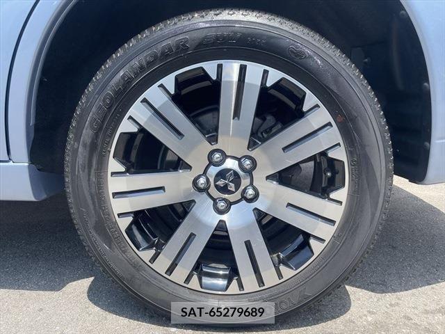 Mitsubishi OUTLANDER PHEV 2013-10 327853-29