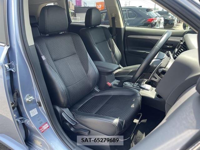 Mitsubishi OUTLANDER PHEV 2013-10 327853-7