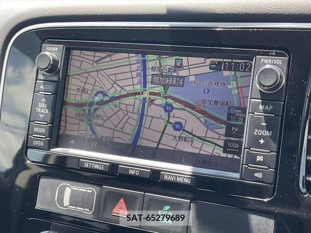 Mitsubishi OUTLANDER PHEV 2013-10 327853-2