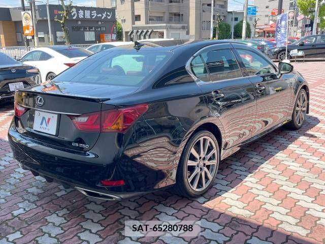 Lexus GS 2012-01 387507-17