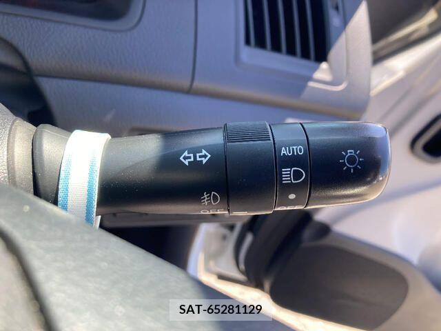 Toyota SAI 2010-07 283987-15