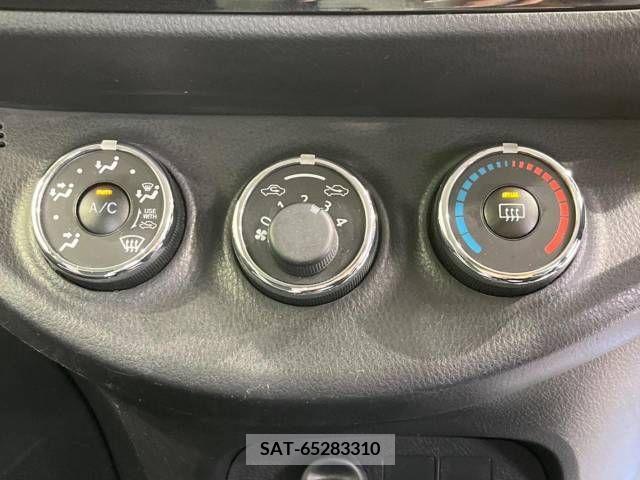 Toyota VITZ 2015-08 288591-6