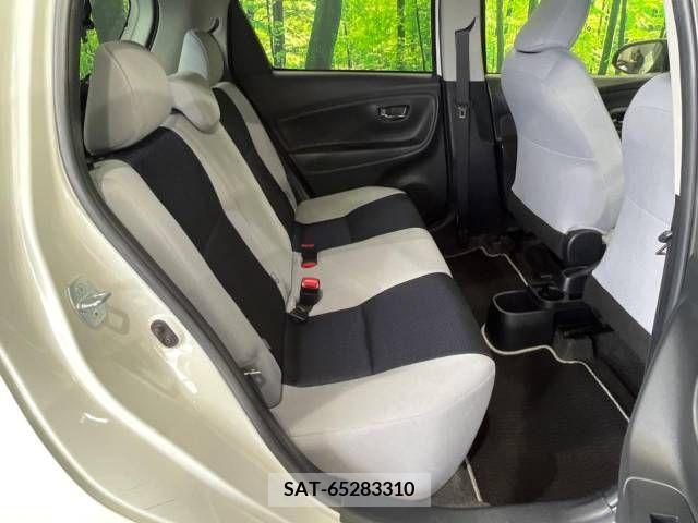 Toyota VITZ 2015-08 288591-8