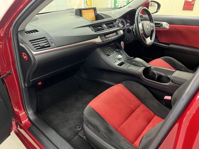 Lexus CT 2011-11 752-11