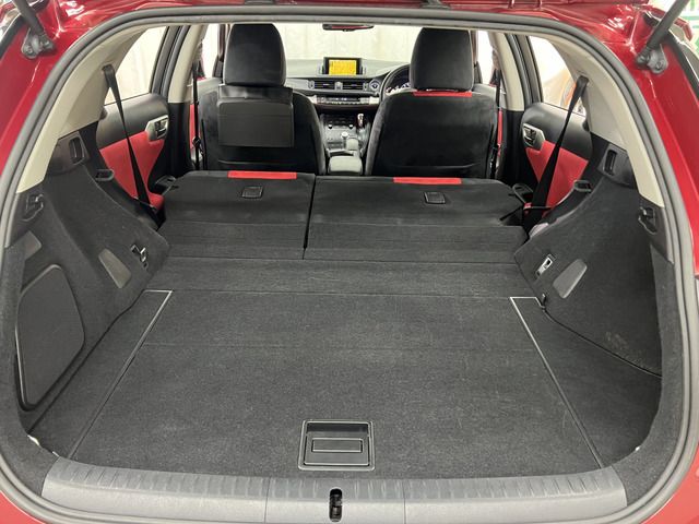 Lexus CT 2011-11 752-17
