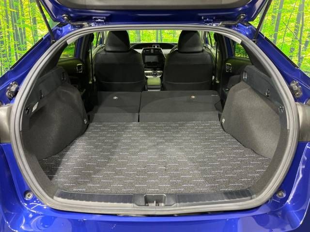 Toyota PRIUS 2016-04 14729-10