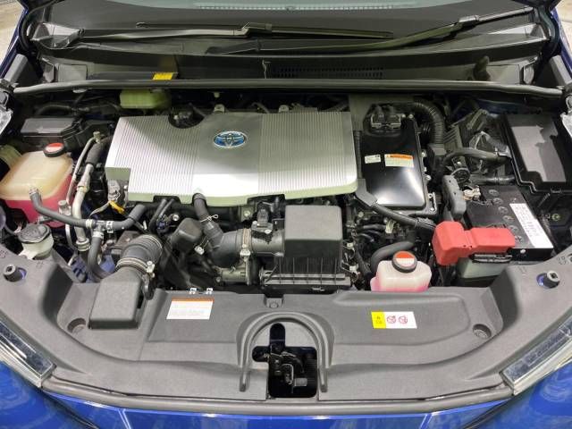 Toyota PRIUS 2016-04 14729-18