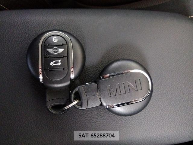 Bmw MINI 2017-06 293928-28