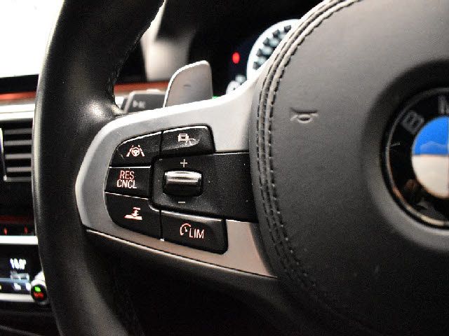 Bmw 5 SERIES 2019-08 18135-5