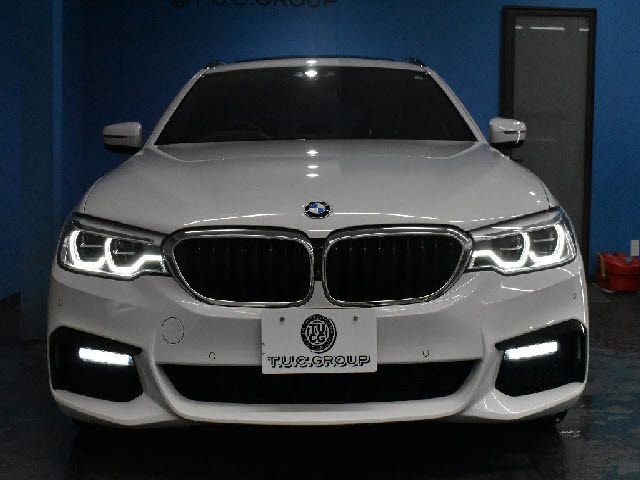 Bmw 5 SERIES 2019-08 18135-27