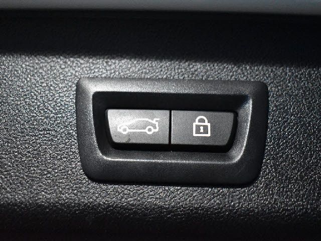Bmw 5 SERIES 2019-08 18135-19