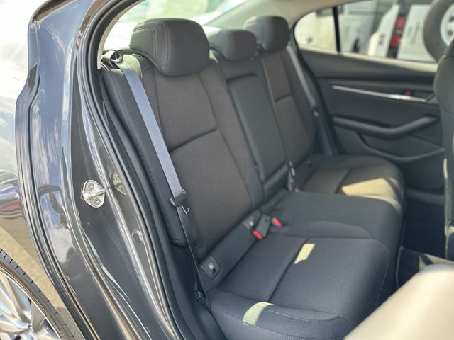 Mazda MAZDA3 2022-12 22144-15