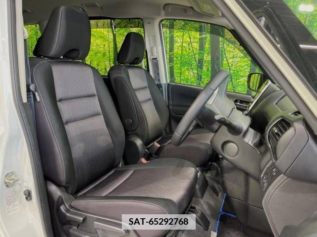 Nissan SERENA 2019-06 367670-8