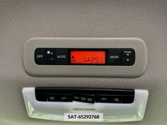 Nissan SERENA 2019-06 367670-6