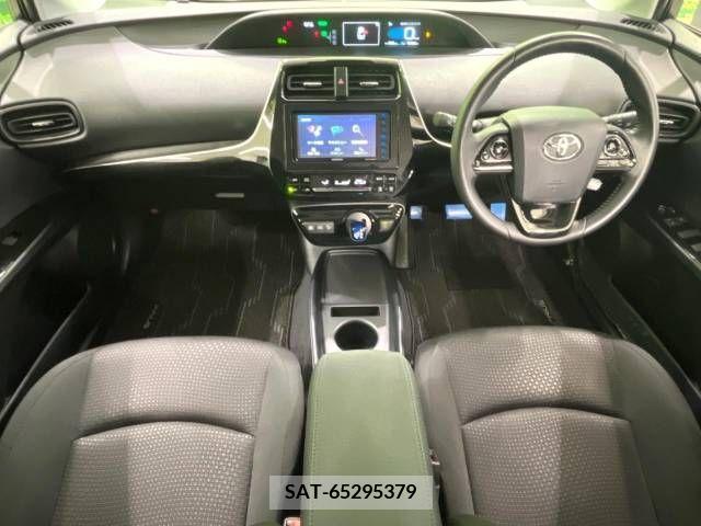 Toyota PRIUS 2019-05 218179-1