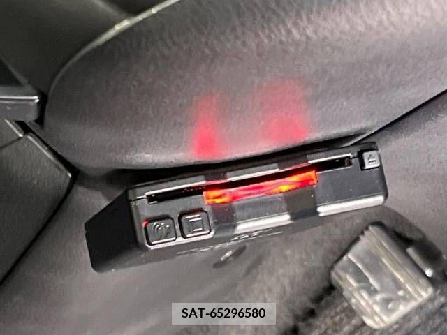 Mitsubishi EK WAGON 2021-12 296954-5