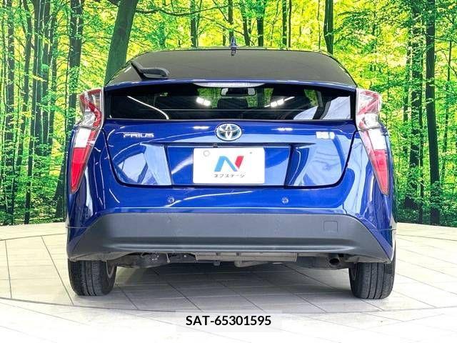 Toyota PRIUS 2016-02 240951-15